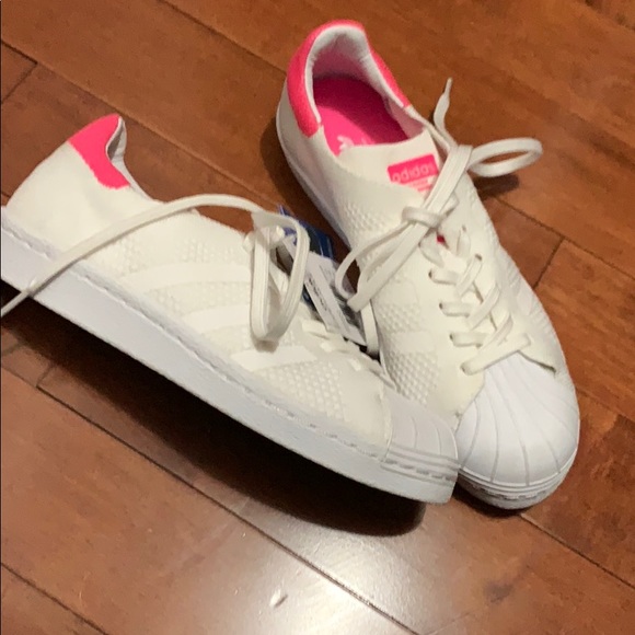 Brand new Adidas superstar 80s - Picture 3 of 5